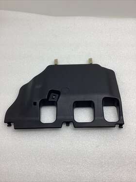 55607-47070 TOYOTA Prime Dashboard Lower Knee Cover Prius