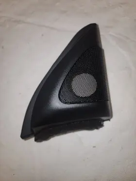 67491-02160 TOYOTA Front Right Tweeter Corner Cover Corolla