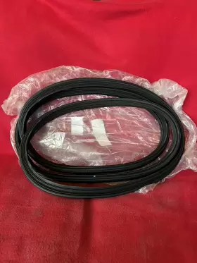 6788147080 TOYOTA Liftgate Door Weatherstrip Seal Prius