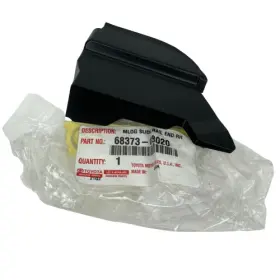 6837308020 TOYOTA Right Sliding Door Track Bracket Sienna