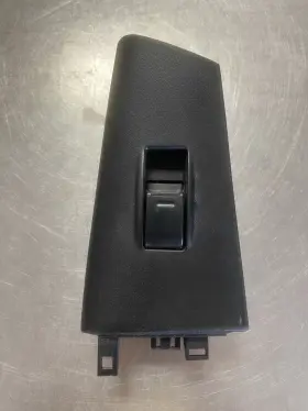 74271-02050-A TOYOTA Right Rear Window Control Switch Corolla
