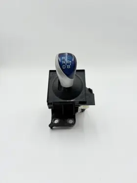 75C583 TOYOTA Center Gear Selector Shifter Prius