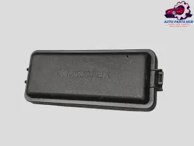 82662-0E190 TOYOTA Engine Ompartment Relay Box Upper Cover