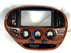 84010-0C420-00 TOYOTA Center Dash Radio Climate Control Bezel