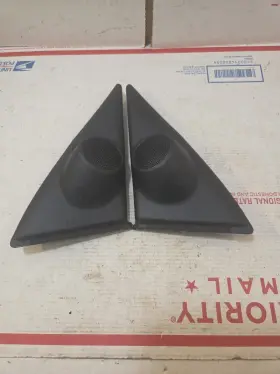 67492-35010 TOYOTA Lh Tweeter Speaker Covers 4RUNNER