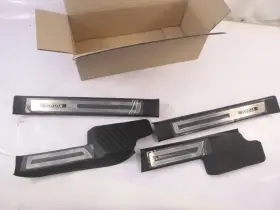 PT944-60240 TOYOTA Door Sill Set Land Cruiser