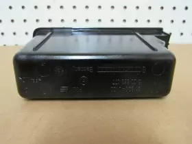 318230100 VOLKSWAGEN Center Console Ashtray Passat #2
