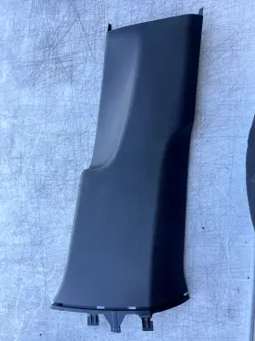 3C0-867-292 VOLKSWAGEN Interior Pillar Lower Cover Panel Vw