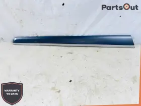 561867420D VOLKSWAGEN Rear Right Door Panel Cover Molding