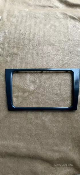 5K0858063F VOLKSWAGEN Radio Bezel Surround Cover Gti Vw Golf