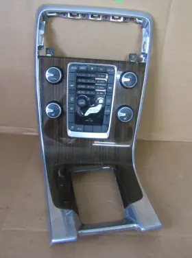 30791856 VOLVO Center Console Dash Radio Bezel