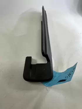 8619484 VOLVO Left Seat Rail Track XC90 #2