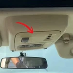 2003 - 2005 Lincoln Aviator Front Dome Light With Ac Control Sunroof Switch. Fixed Price $70.00.