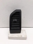 18-21 Expediton Rhob Right Passenger Ac Vent W Trim. Fixed Price $71.24.