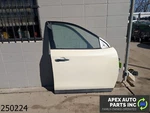 *no Shipping* 2017-2020 Nissan Pathfinder 3.5l Front Right Rh Pass Side Door. Fixed Price $150.00.