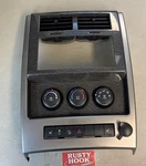 2012 Jeep Liberty Dash, Radio, Ac Control Bezel 1bv20trmaa. Fixed Price $117.33.