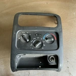 2002-2007 Jeep Liberty Heater Ac Climate Temp Controls Oem P55037533ab. Fixed Price $50.00.