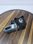 03 04 05 06 Mercedes S-class Right Power Window Motor 220 Type Front 2118203042. Fixed Price $65.00.